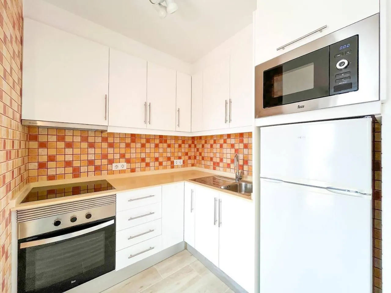 Apartamento Con Terraza Y Vistas Al Mar En Son Bou Lejlighed
