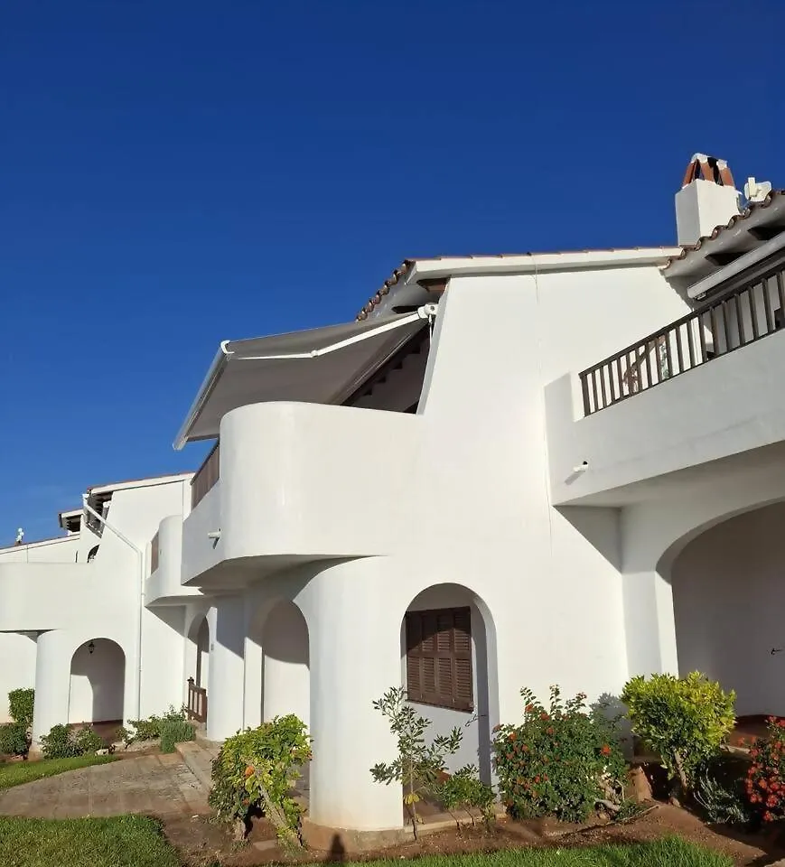 Apartamento Con Terraza Y Vistas Al Mar En Son Bou Spanien